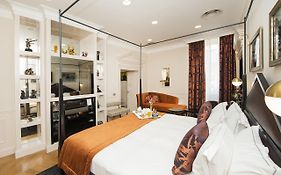 Affittacamere Torre Argentina Relais - Residenze Di Charme  3*